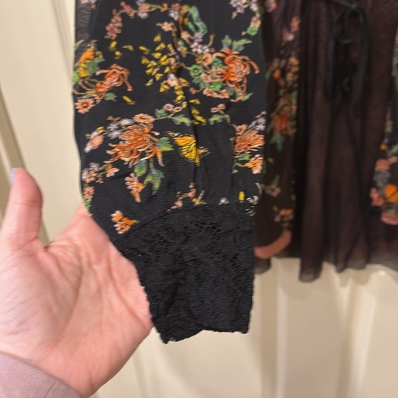 We Are HaH NWT robe, XS - Picture 3 of 7